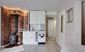 Self-Service Wooden Studio With Parking Near Aura River